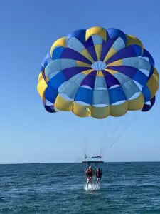 Parasailing cousins on a Multigenerational family vacation