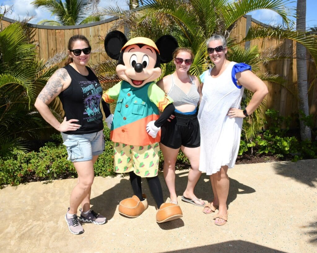 IMT Girls with Mickey at Lookout Cay